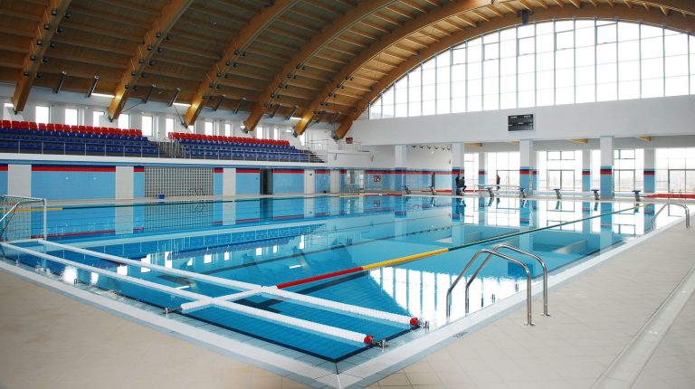 Bazin de înot la Bazinul de înot Steaua