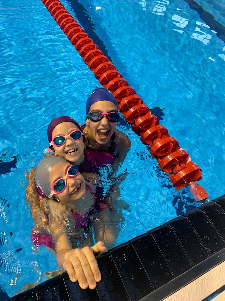 Bazin de înot la Complexul de Natație Otopeni · Aqua Swim