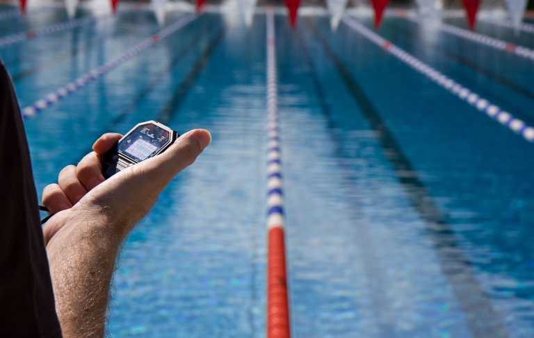 Hero Academy Otopeni: Cursuri inot adulti pentru imbunatatirea tehnicii de respiratie
